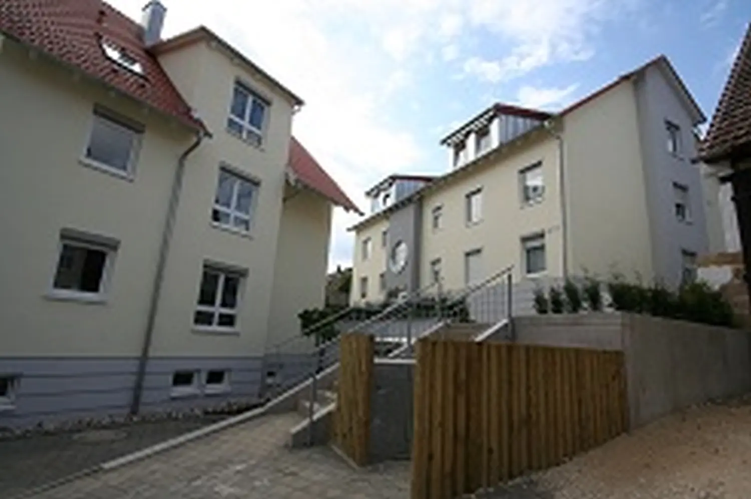 Attraktive Wohnen GmbH Mehrfamilienhaus