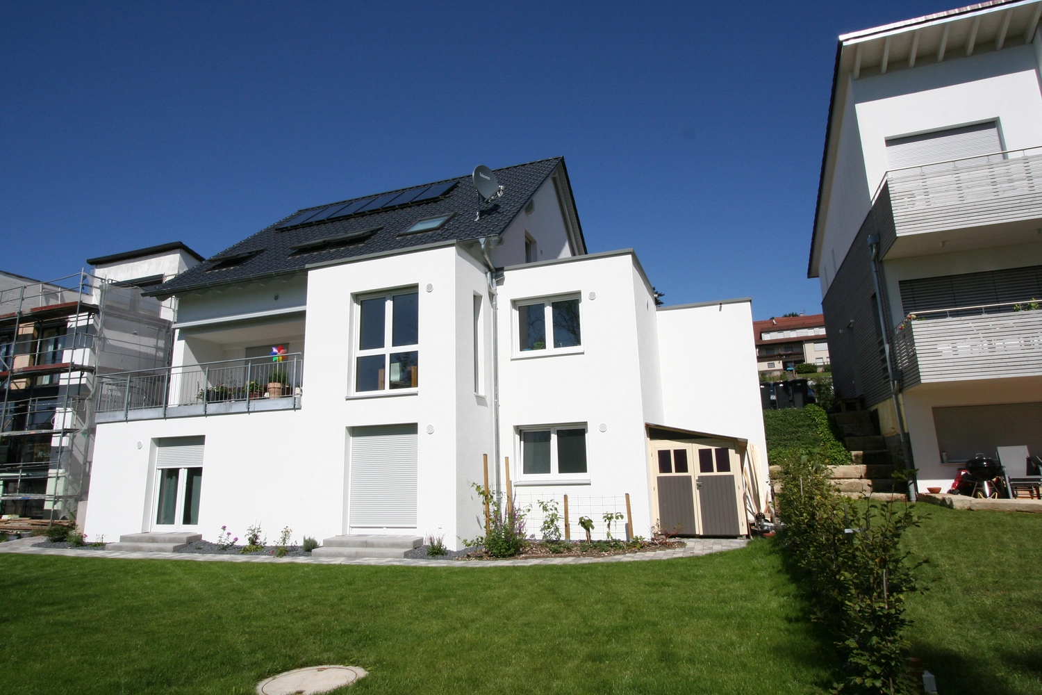 Attraktives Wohnen GmbH im modernen Einfamilienhaus-Bau-Look